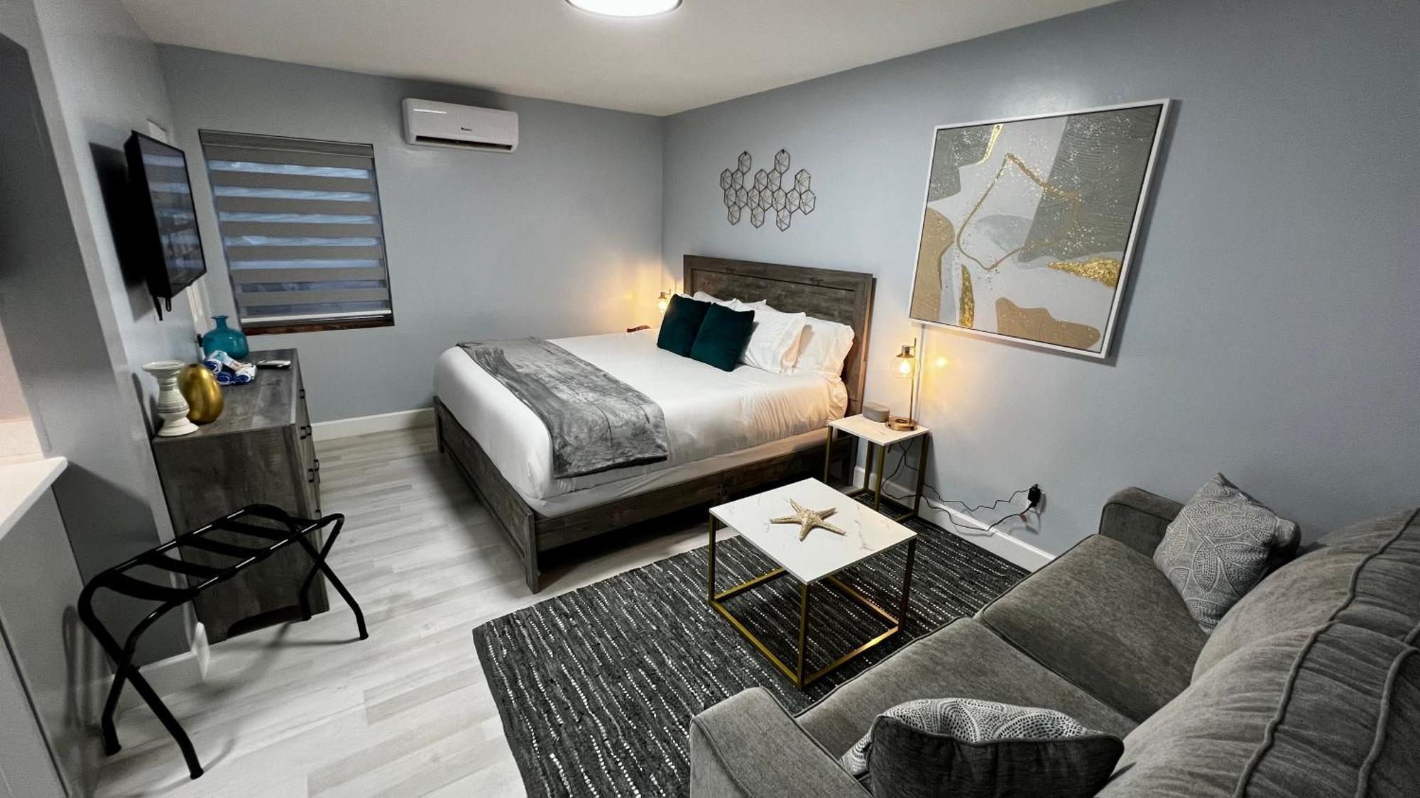 Oceano Suites Daytona Beach Room photo